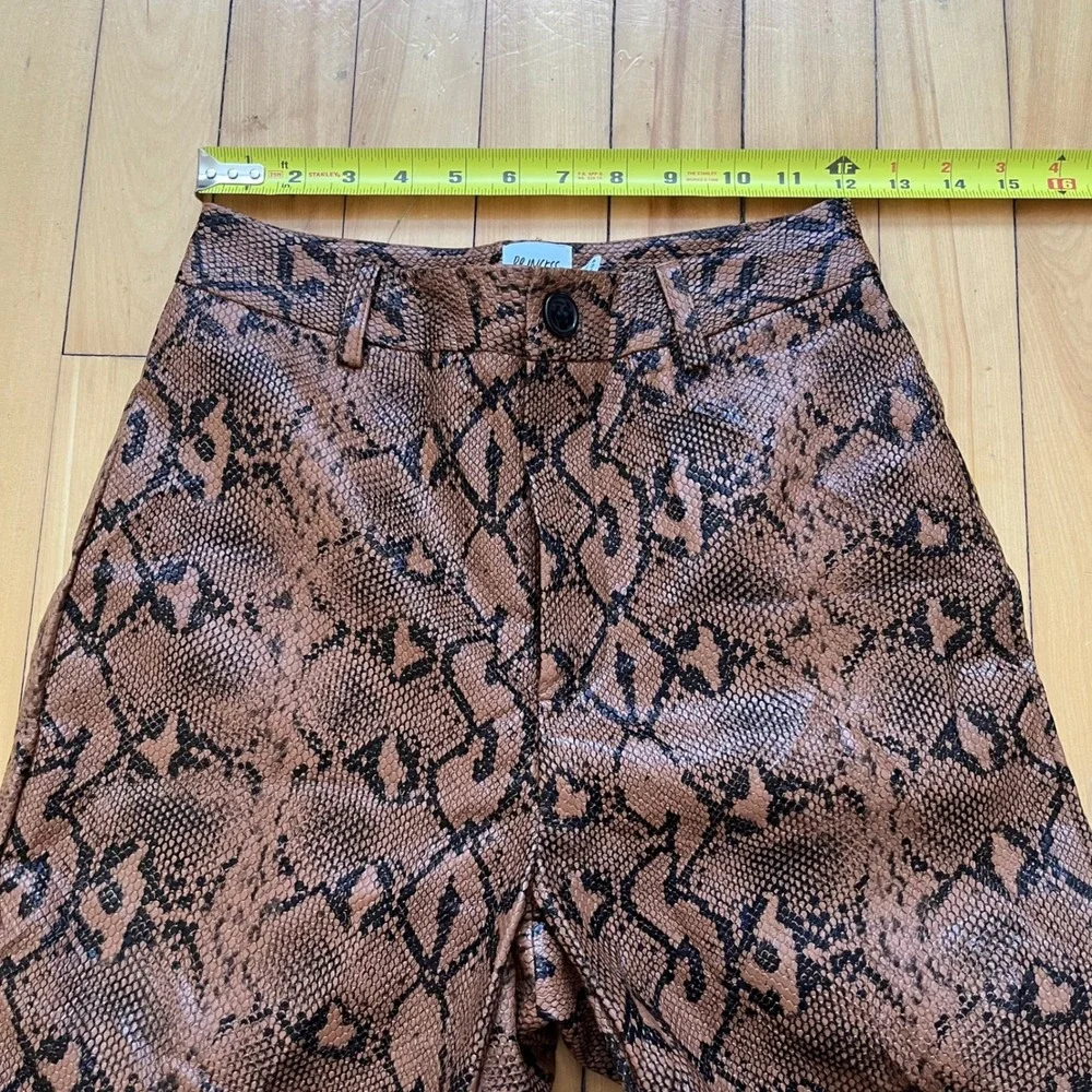 Princess Polly Snake Print Faux Leather Wide Leg Pants Brown Black Size 2 - Picture 4 of 7